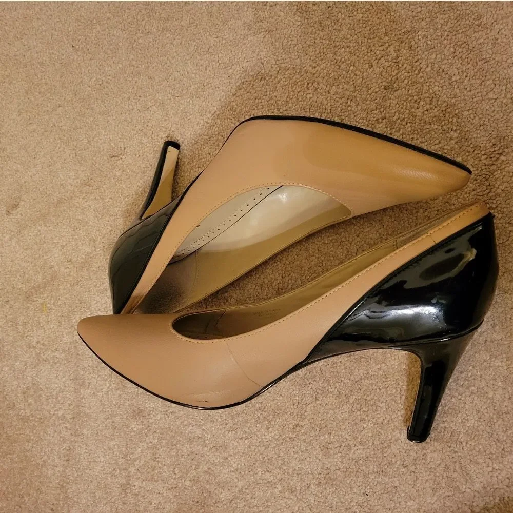 Adrienne Vittadini color block pumps size 11
